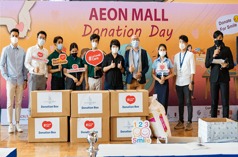 “AEON MALL Donation Day” Event